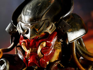 Hot Toys AC 01 AVP : Samurai Predator with Diorama Base