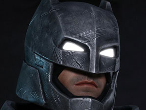Hot Toys LMS 1 BVS : DOJ - Armored Batman