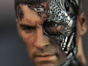 Hot Toys MMS 100 Terminator : Salvation - Marcus Wright