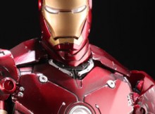 Hot Toys MMS 110 Iron Man - Mark III (Battle Damaged Version)