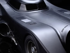 Hot Toys MMS 170 Batman 89 - Batmobile