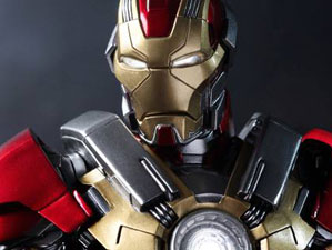 Hot Toys MMS 212 Iron Man 3 - Mark XVII Heartbreaker Armor