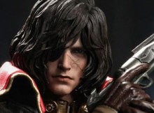 Hot Toys MMS 222 Space Pirate Captain Harlock