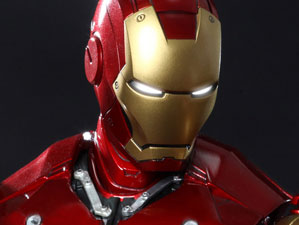Hot Toys MMS 256 Iron Man – Mark III