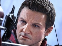 Hot Toys MMS 289 Avengers : Age of Ultron – Hawkeye