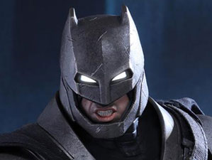 Hot Toys MMS 349 Batman VS Superman : Armored Batman