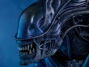 Hot Toys MMS 354 Aliens - Alien Warrior
