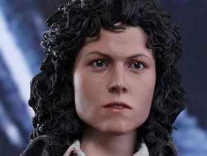 Hot Toys MMS 366 Alien – Ellen Ripley