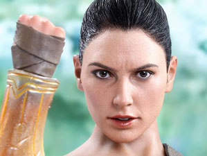 Hot Toys MMS 424 Wonder Woman (Training Armor Version)