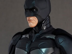 Hot Toys MMS 71 The Dark Knight - Batman (TDK Costume)