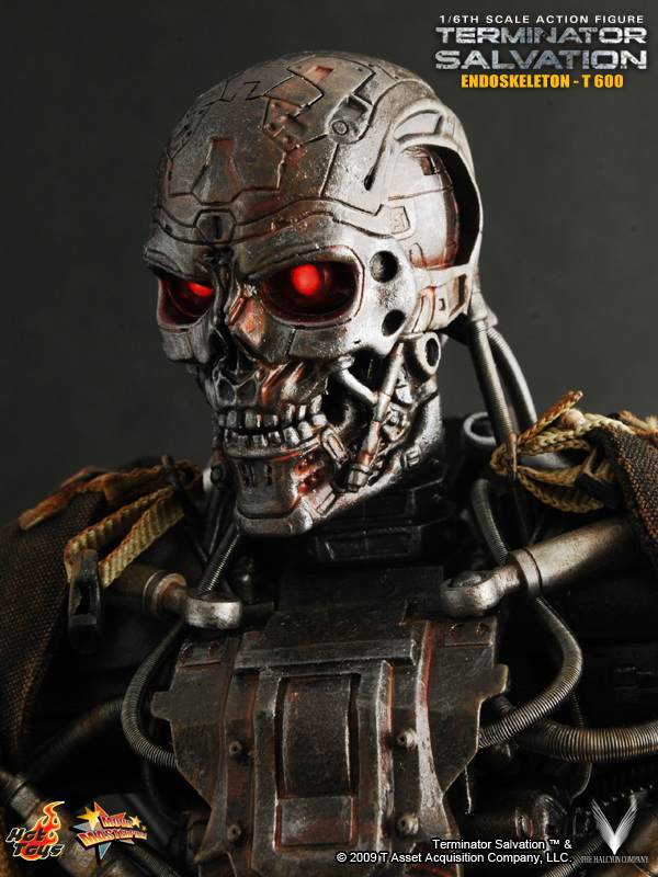 Hot Toys MMS 93 Terminator : Salvation – Endoskeleton T-600