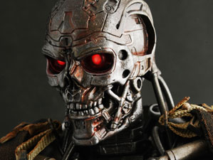 Hot Toys MMS 93 Terminator : Salvation - Endoskeleton T-600
